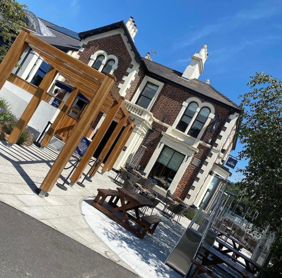 New Lisburn Road Apartment - Free Parking Μπέλφαστ Εξωτερικό φωτογραφία